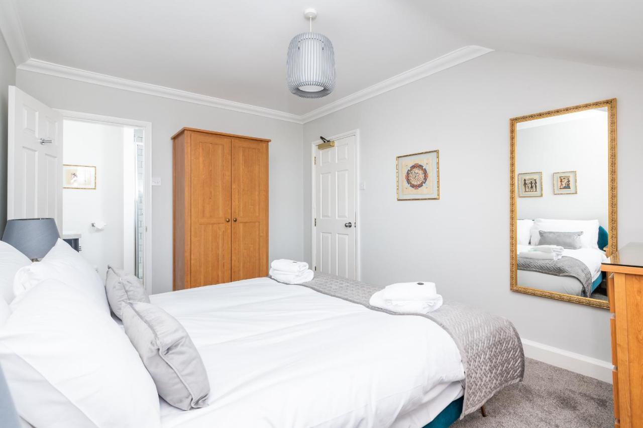 Сasa de vacaciones Elegant And Modern 5 Bed House I Pass The Keys *
